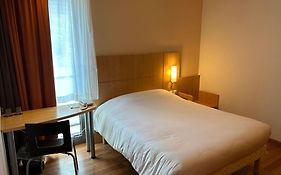 Ibis Esch Belval